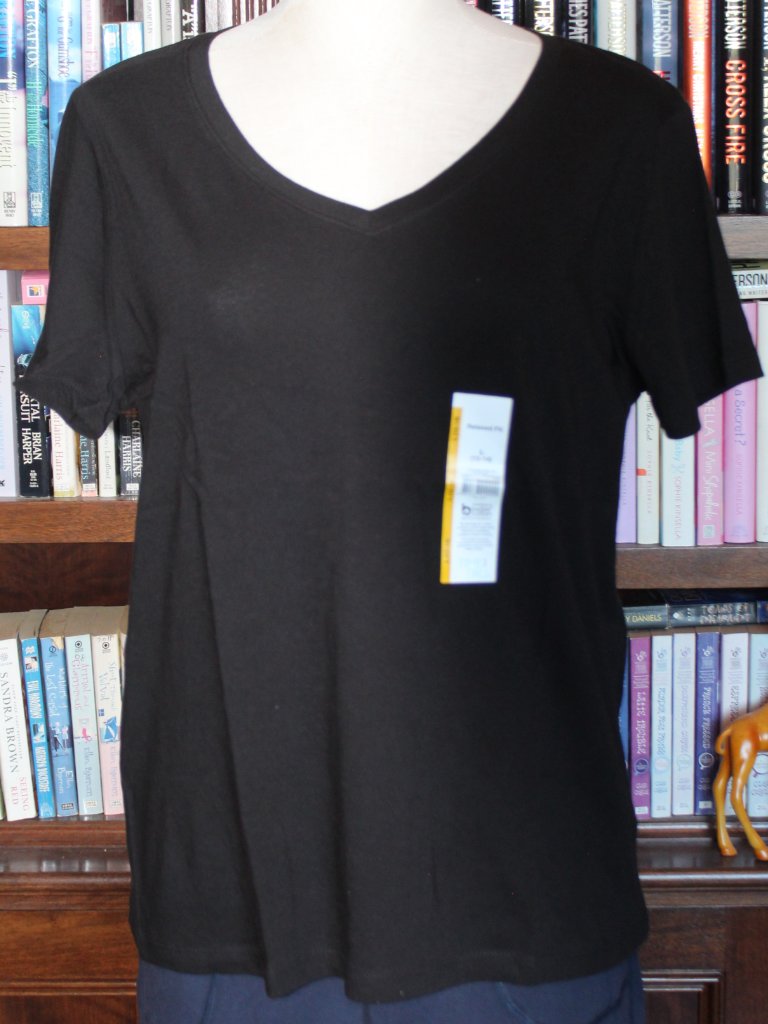 Time And Tru Relaxed Fit T-Shirt Nwt